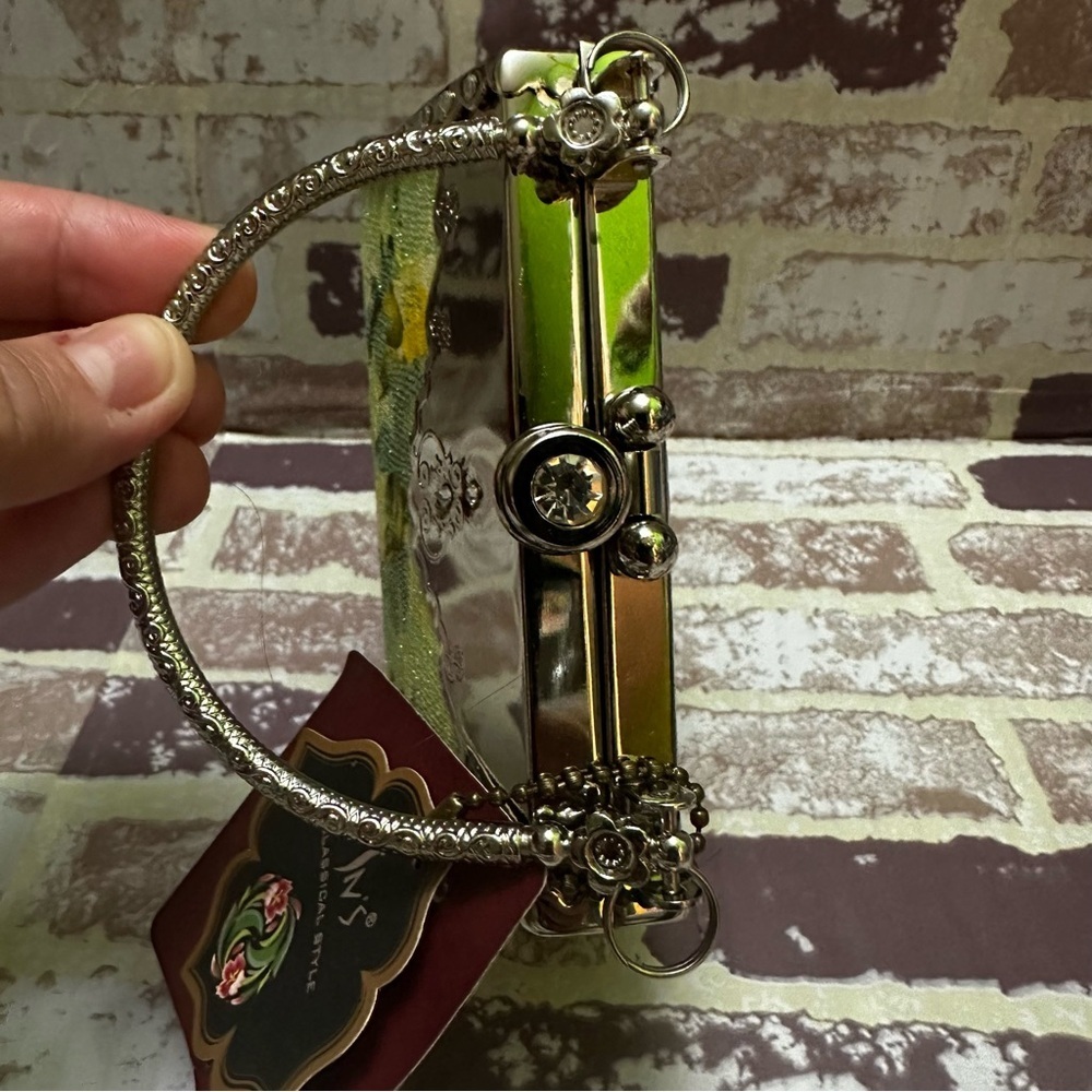 Classical Style Yellow and Silver Clutch Metal mini Bag - Picture 5 of 14
